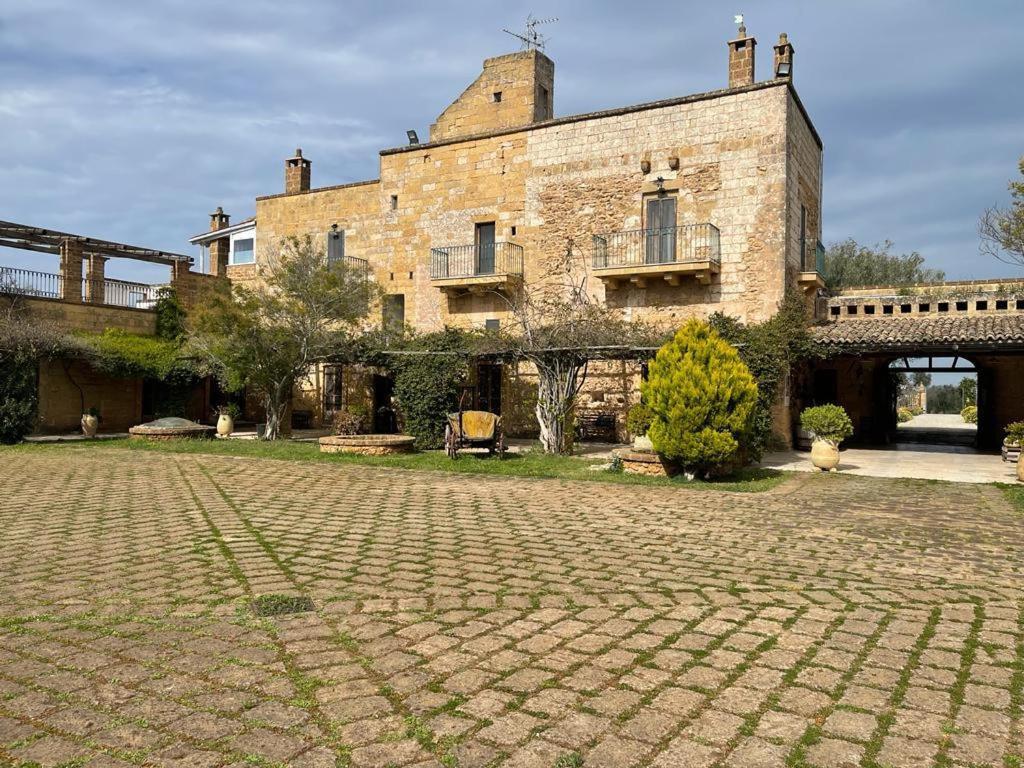 Masseria Sotto Le Stelle Provenzani Casalabate Exterior photo
